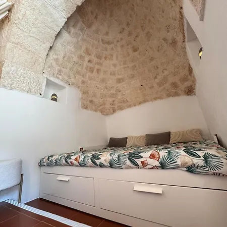 Trullo Degli Amici Holiday home *