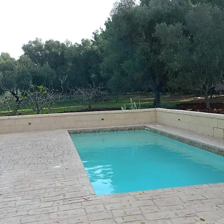 別荘 Trullo Degli Amici *