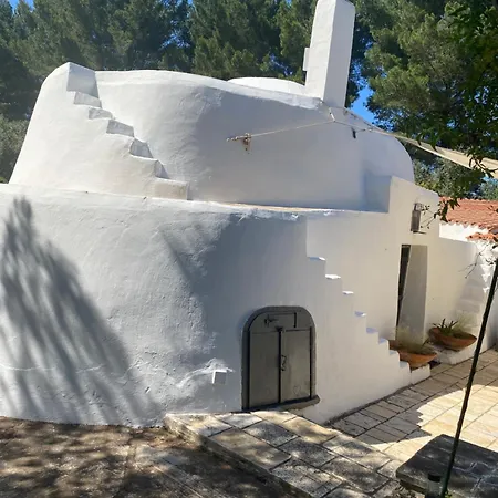 Trullo Degli Amici * 奥斯图尼