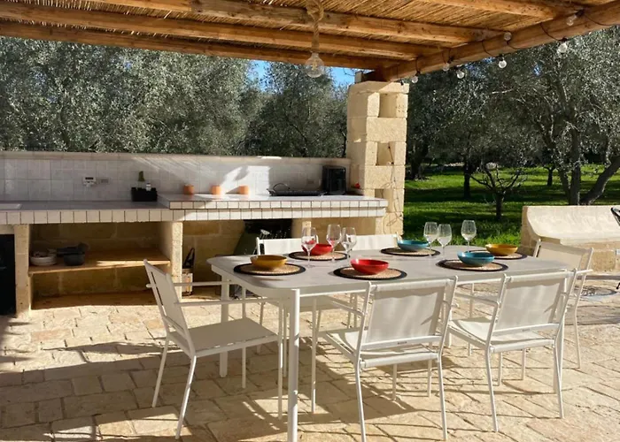 度假居 Trullo Degli Amici *